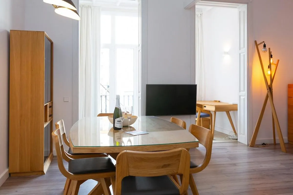 Apartmán Moderno Y Espacioso Apartamento En Calle Mallorca Barcelona