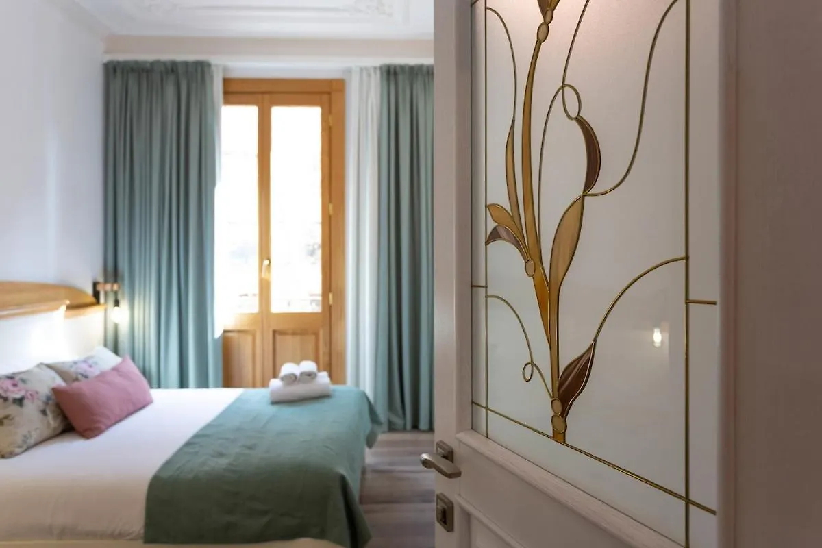 Moderno Y Espacioso Apartamento En Calle Mallorca Barcelona